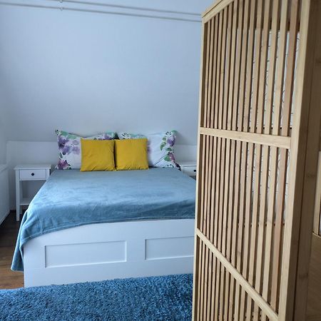 Marica Apartman Балатонфеньвеш Экстерьер фото