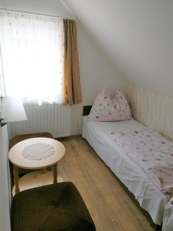 Marica Apartman Балатонфеньвеш Экстерьер фото